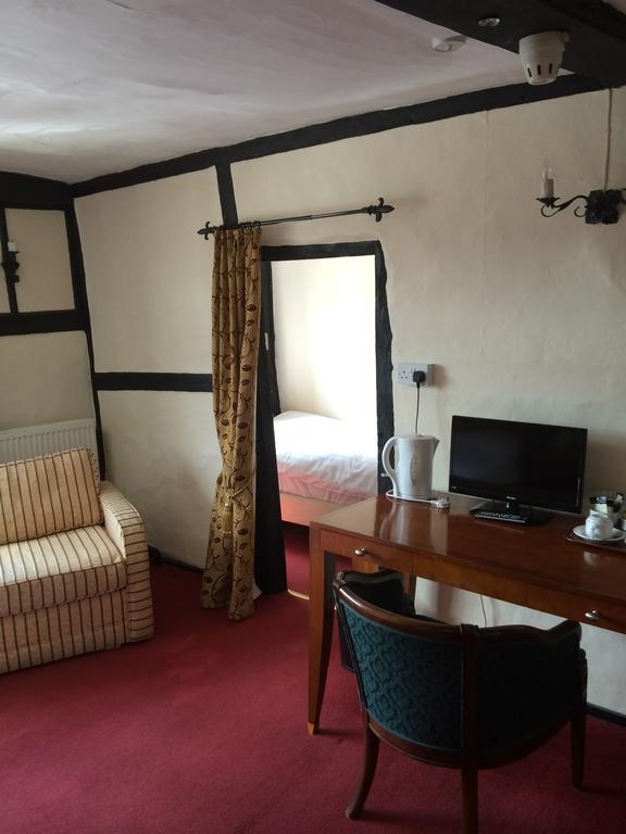 The Abbots Fireside - Channel Tunnel Elham Exterior photo