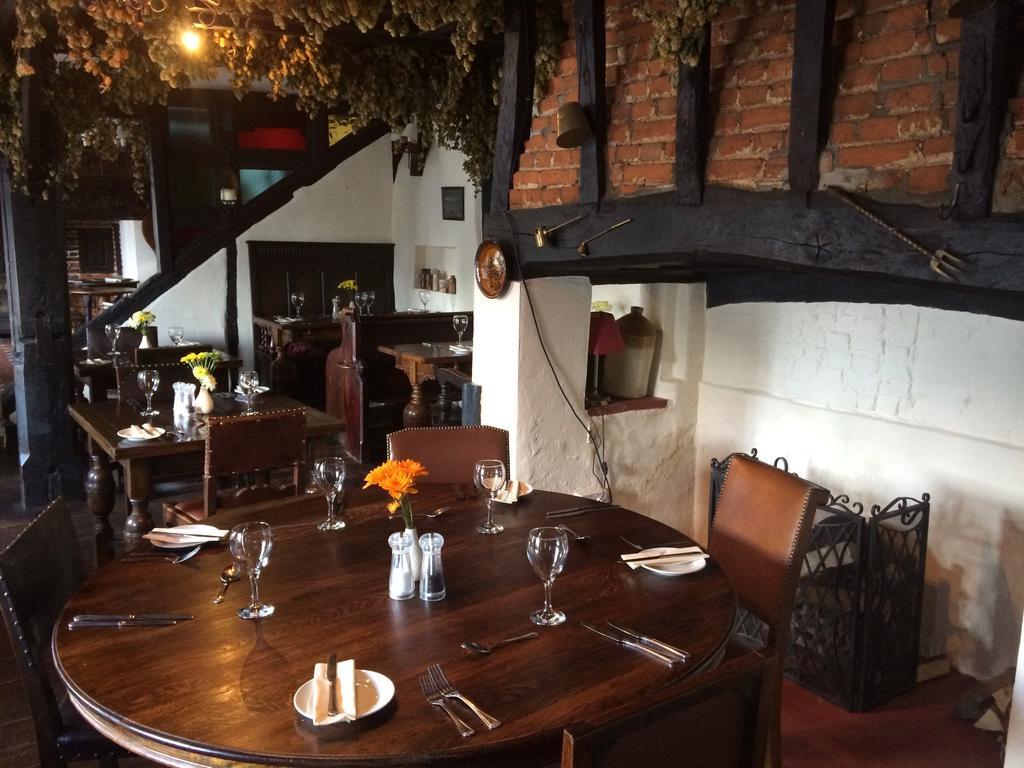 The Abbots Fireside - Channel Tunnel Elham Exterior photo